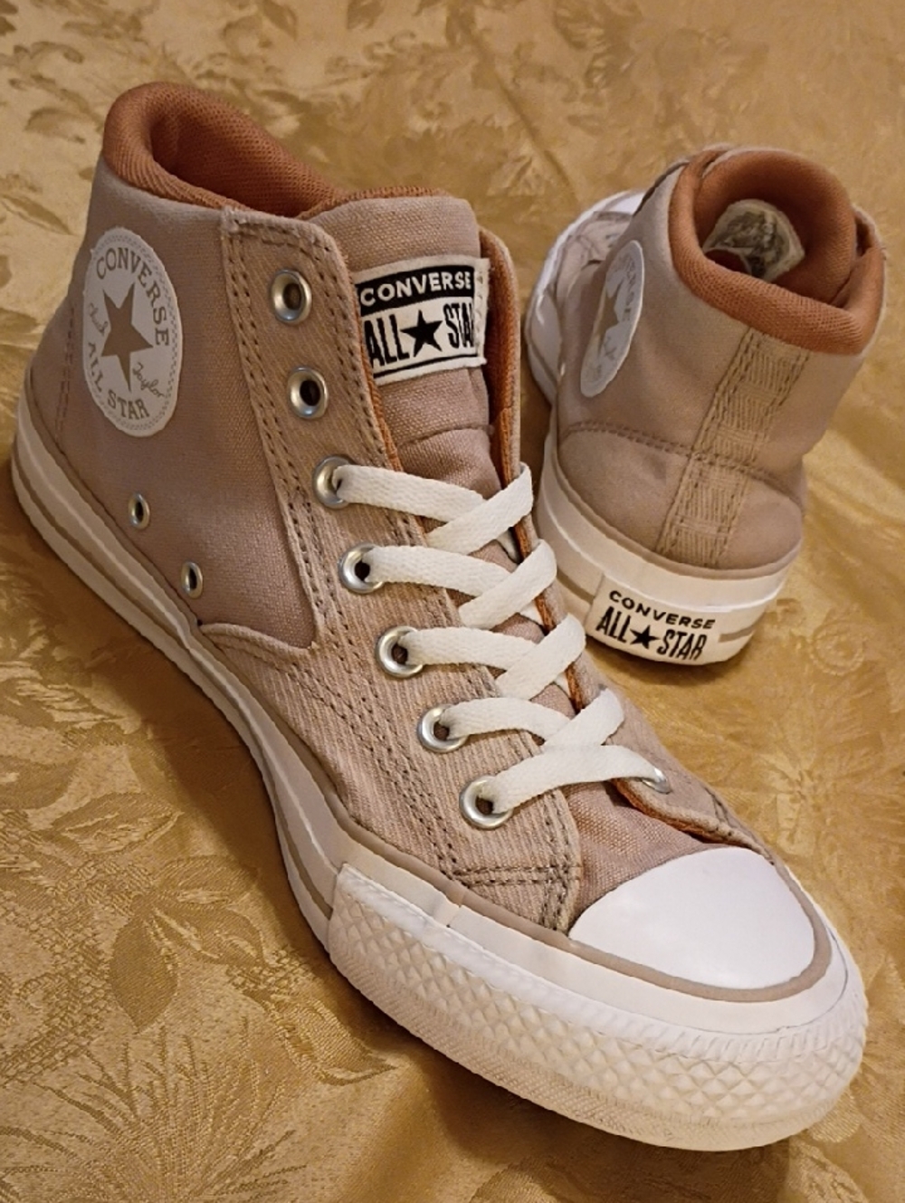CONVERSE All Star Beige High Top  with White Soles Men's 8.5 Women's 10.5